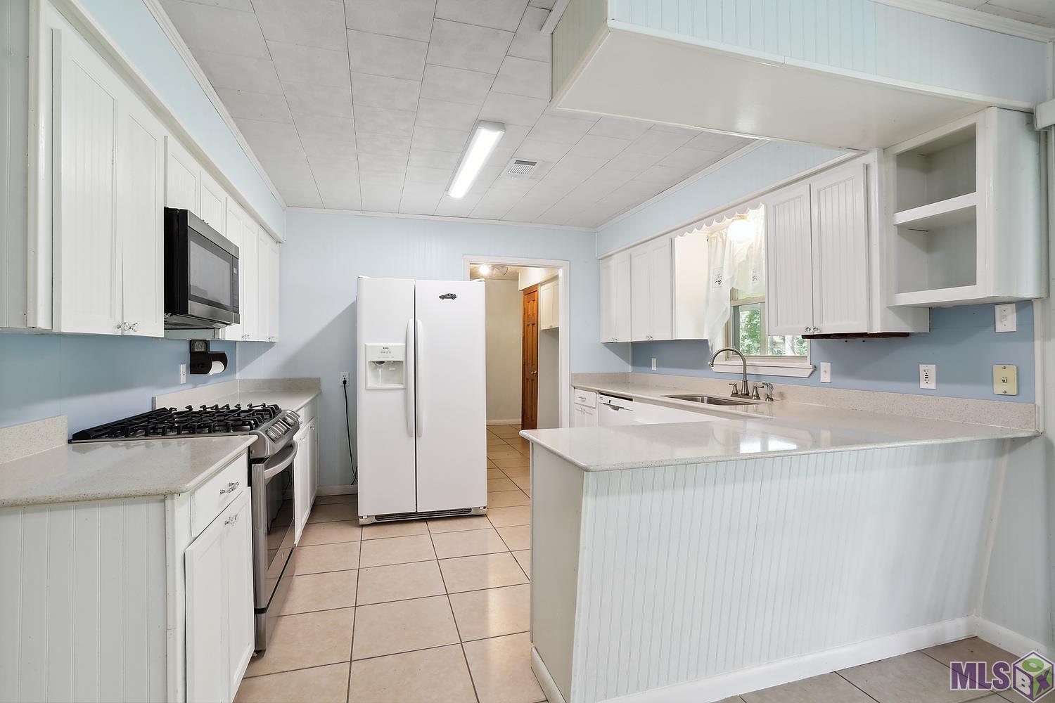 14158 Bluff Road Prairieville, LA 70769 - Photo 6 of 22 Kitchen