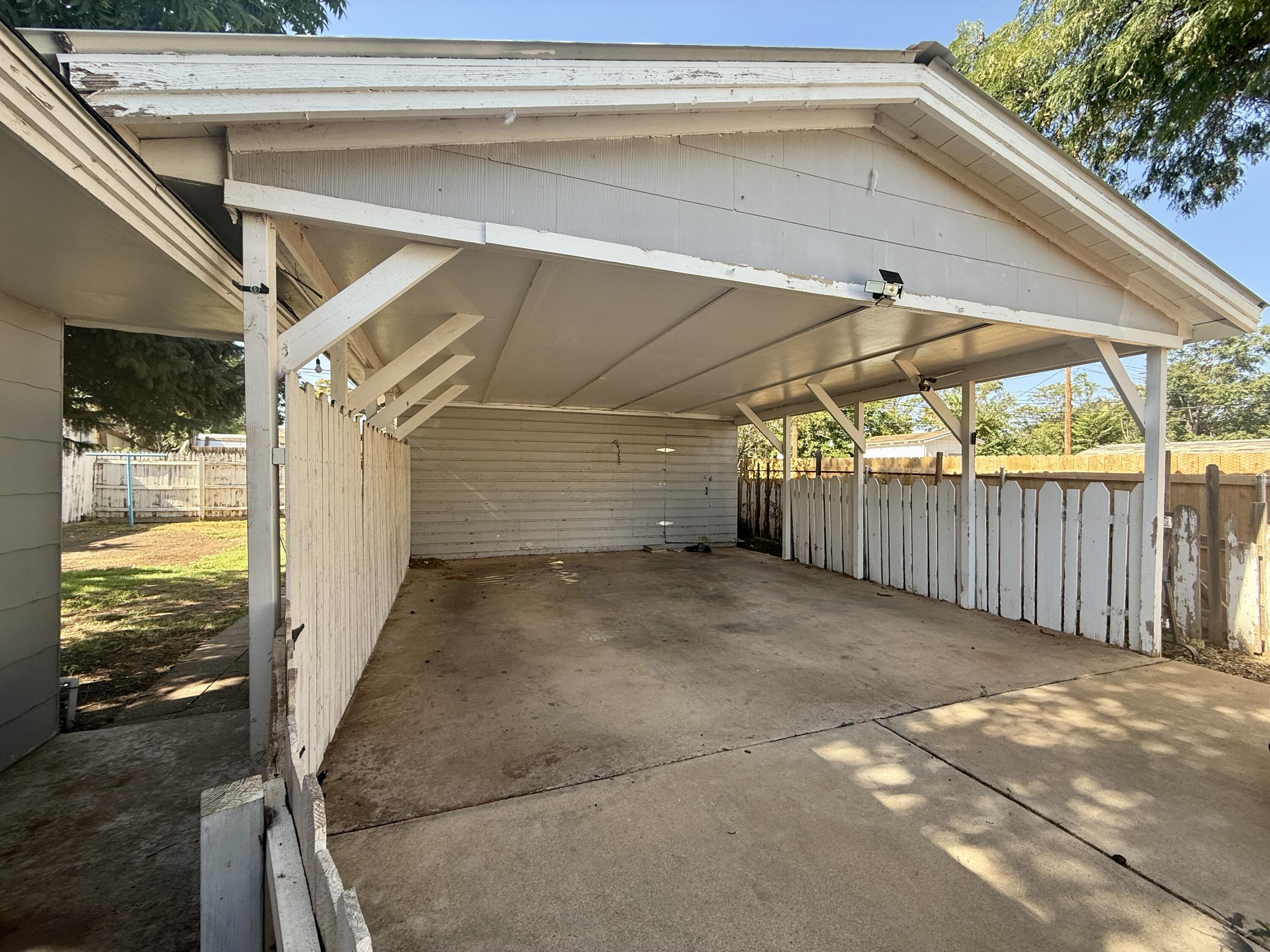 2214 40th Street Lubbock, TX 79412 - Photo 5 of 58 a view of small space