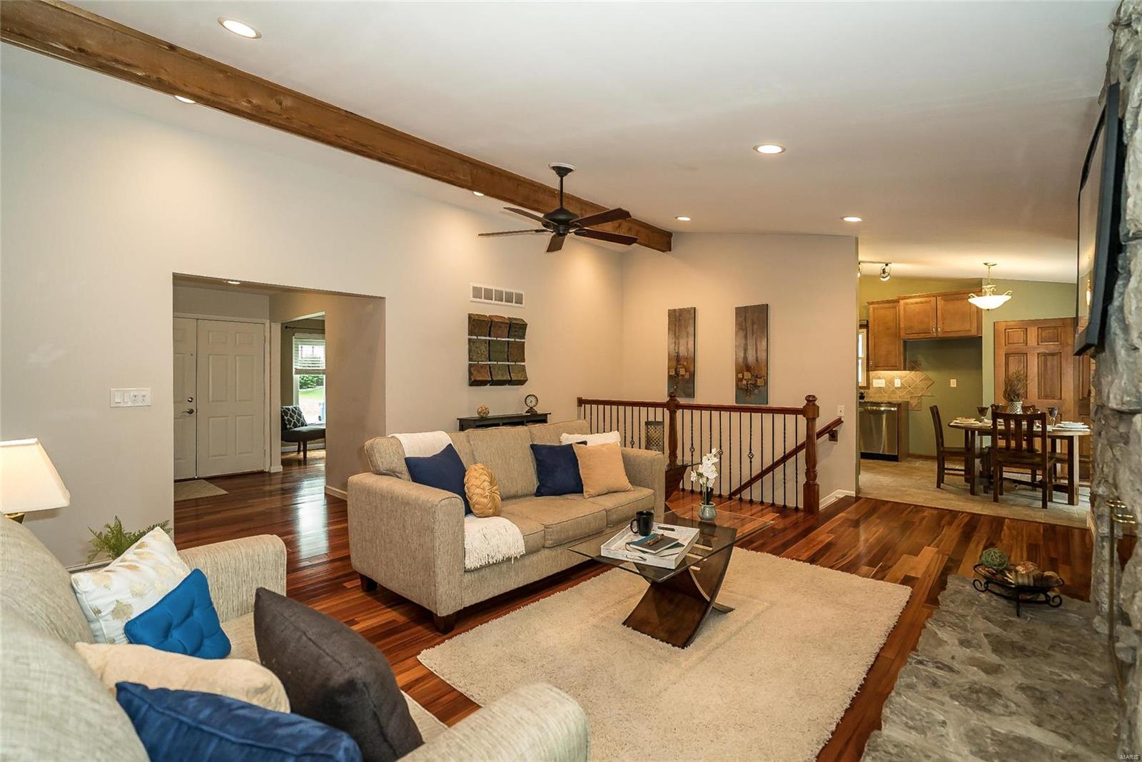 15433 Clover Ridge Drive Chesterfield, MO 63017 - Photo 12 of 37 Gallery Image 12