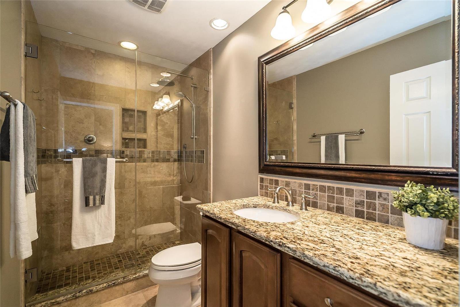 15433 Clover Ridge Drive Chesterfield, MO 63017 - Photo 22 of 37 Gallery Image 22
