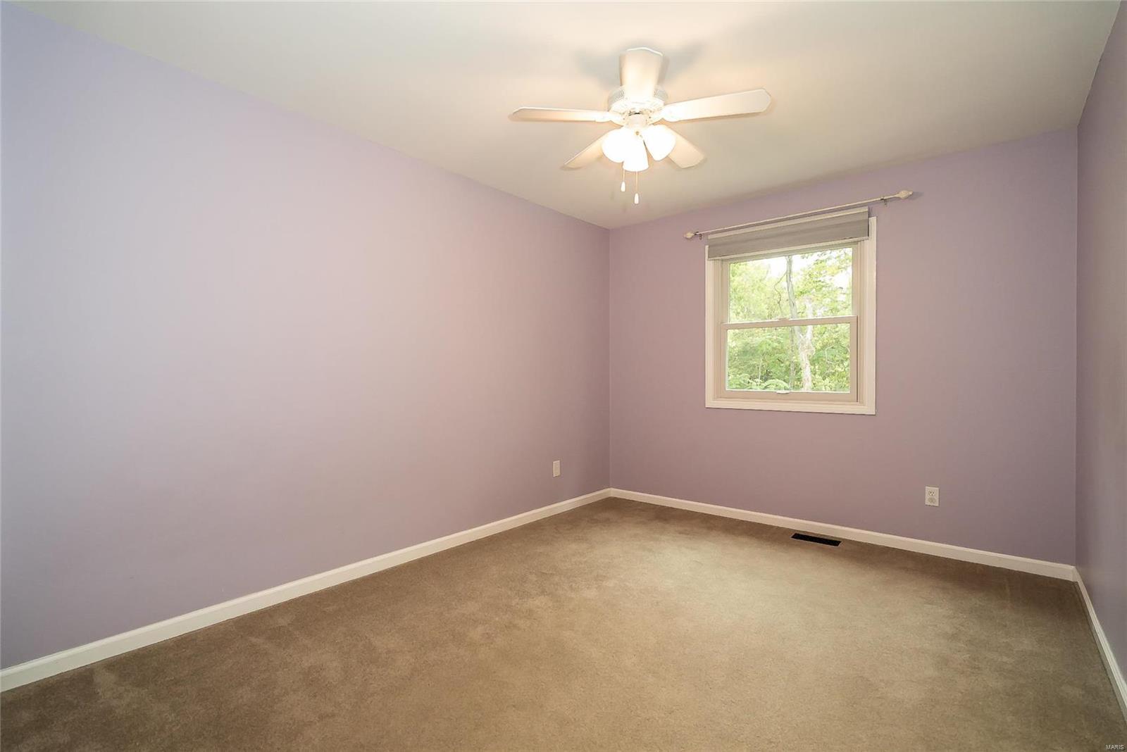 15433 Clover Ridge Drive Chesterfield, MO 63017 - Photo 25 of 37 Gallery Image 25