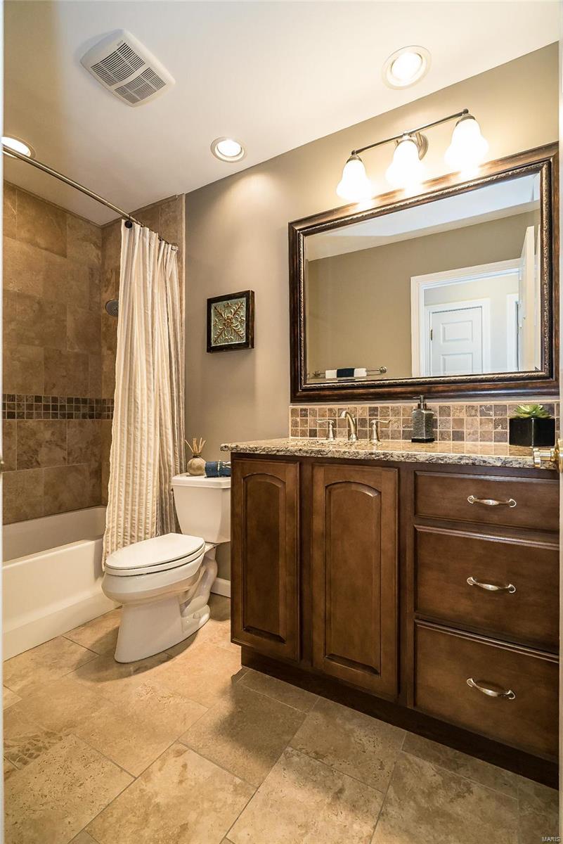 15433 Clover Ridge Drive Chesterfield, MO 63017 - Photo 27 of 37 Gallery Image 27