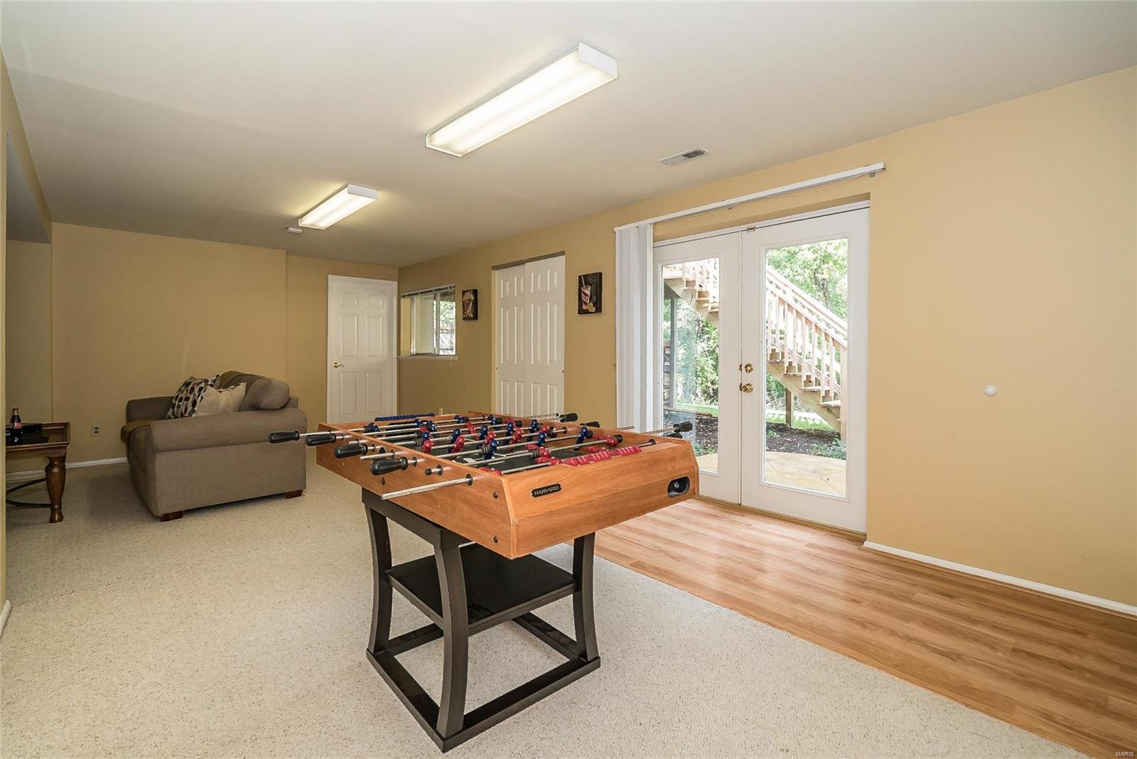 15433 Clover Ridge Drive Chesterfield, MO 63017 - Photo 32 of 37 Gallery Image 32