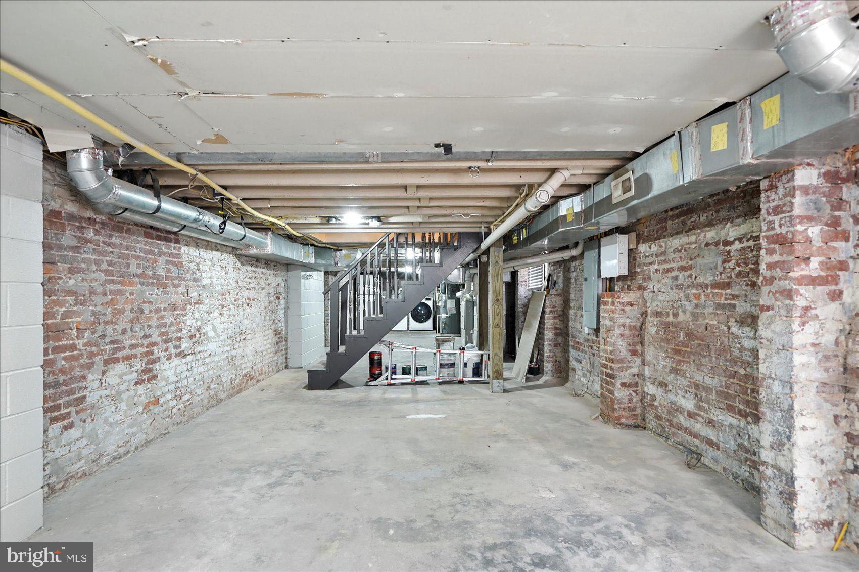 416 Mosher Street Baltimore, MD 21217 - Photo 35 of 38 a view of a room with gym equipment
