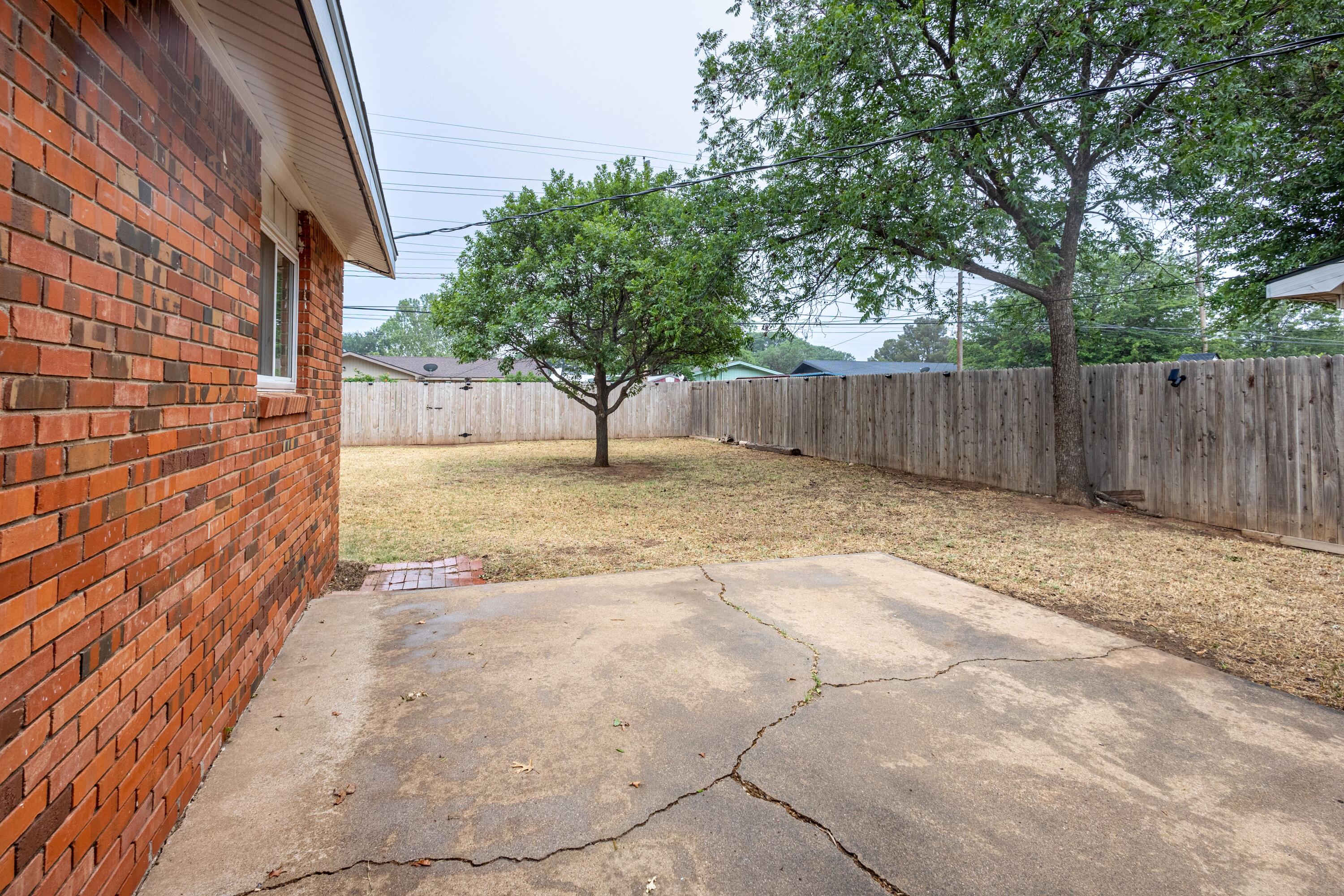 2107 57th Street Lubbock, TX 79412 - Photo 24 of 27 ELA_Lubbock TX Property_2026-24
