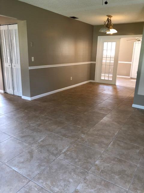 891 Southwest Harvard Road Port St. Lucie, FL 34953 - Photo 7 of 14 IMG_1291
