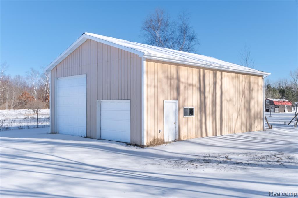 11944 North Wise Road Clare, MI 48617 - Photo 3 of 25 Gallery Image 3