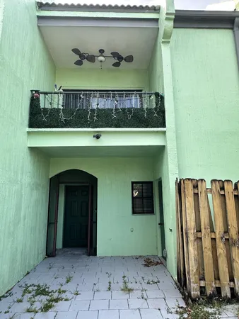 $2,500 | 12737 Westhampton Circle, Wellington, FL 33414
