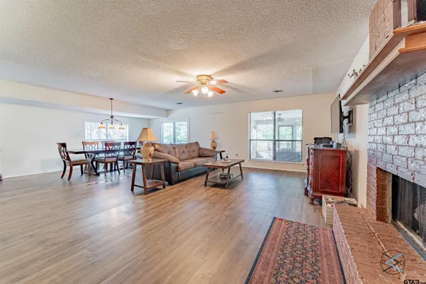 $400,000 | 7179 Lance Lane, Eustace, TX 75124