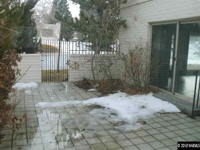 4817 Lakeridge Terrace West Reno, NV 89509 - Photo 2 of 7 Photo 2