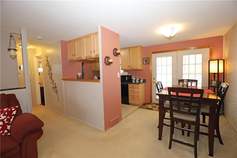 921 Colonial Manor Road North Huntingdon, PA 15642 - Photo 7 of 25 Gallery Image 7
