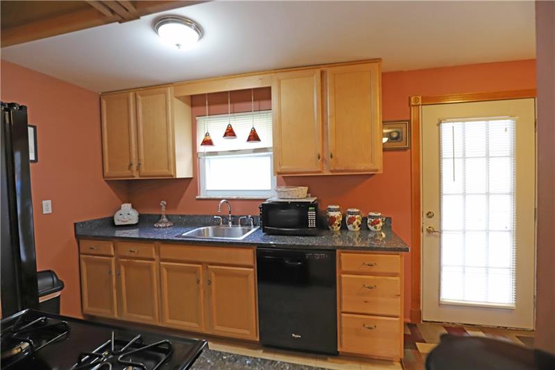921 Colonial Manor Road North Huntingdon, PA 15642 - Photo 10 of 25 Gallery Image 10