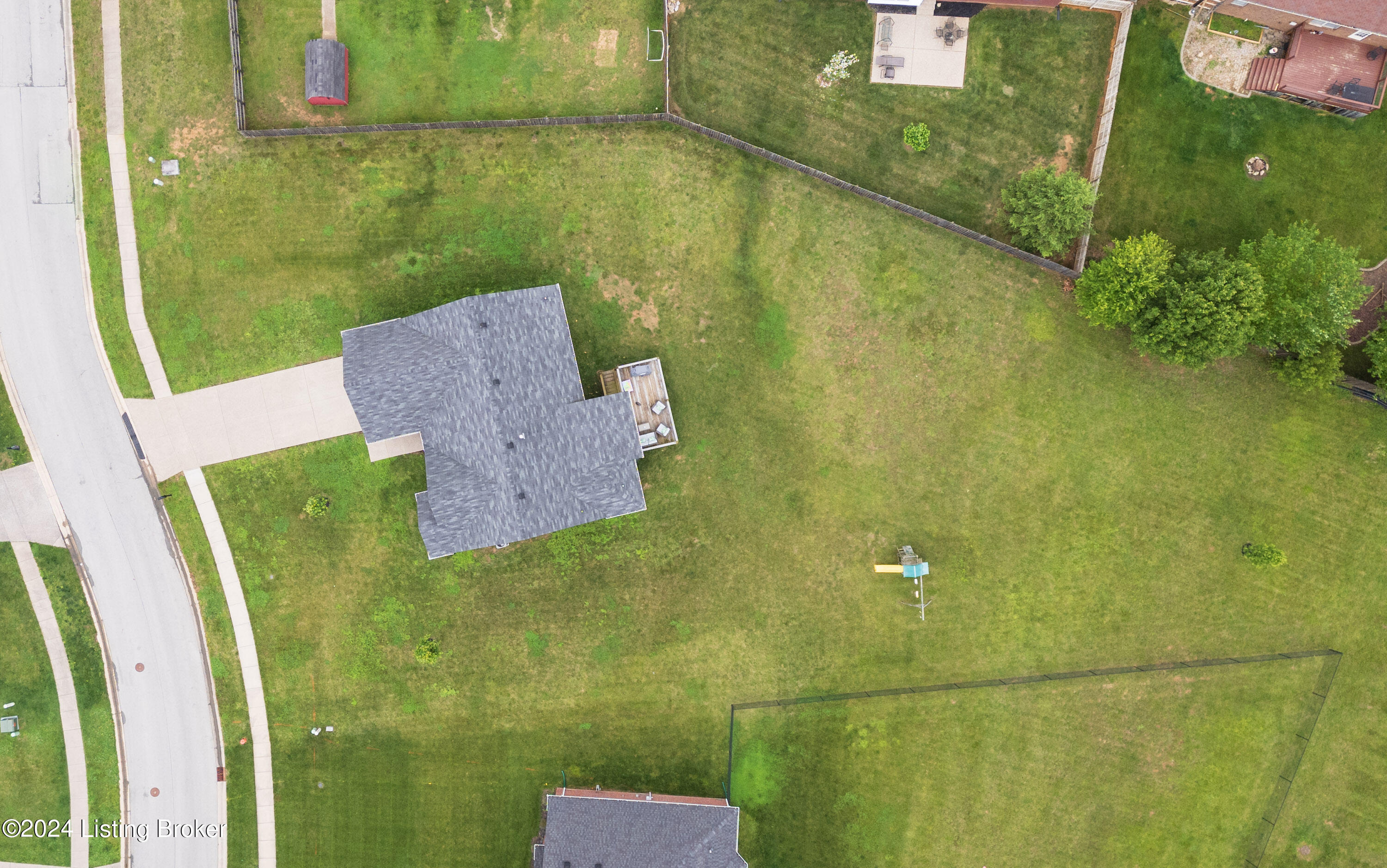352 Autumn Ridge Drive Mount Washington, KY 40047 - Photo 10 of 39 005