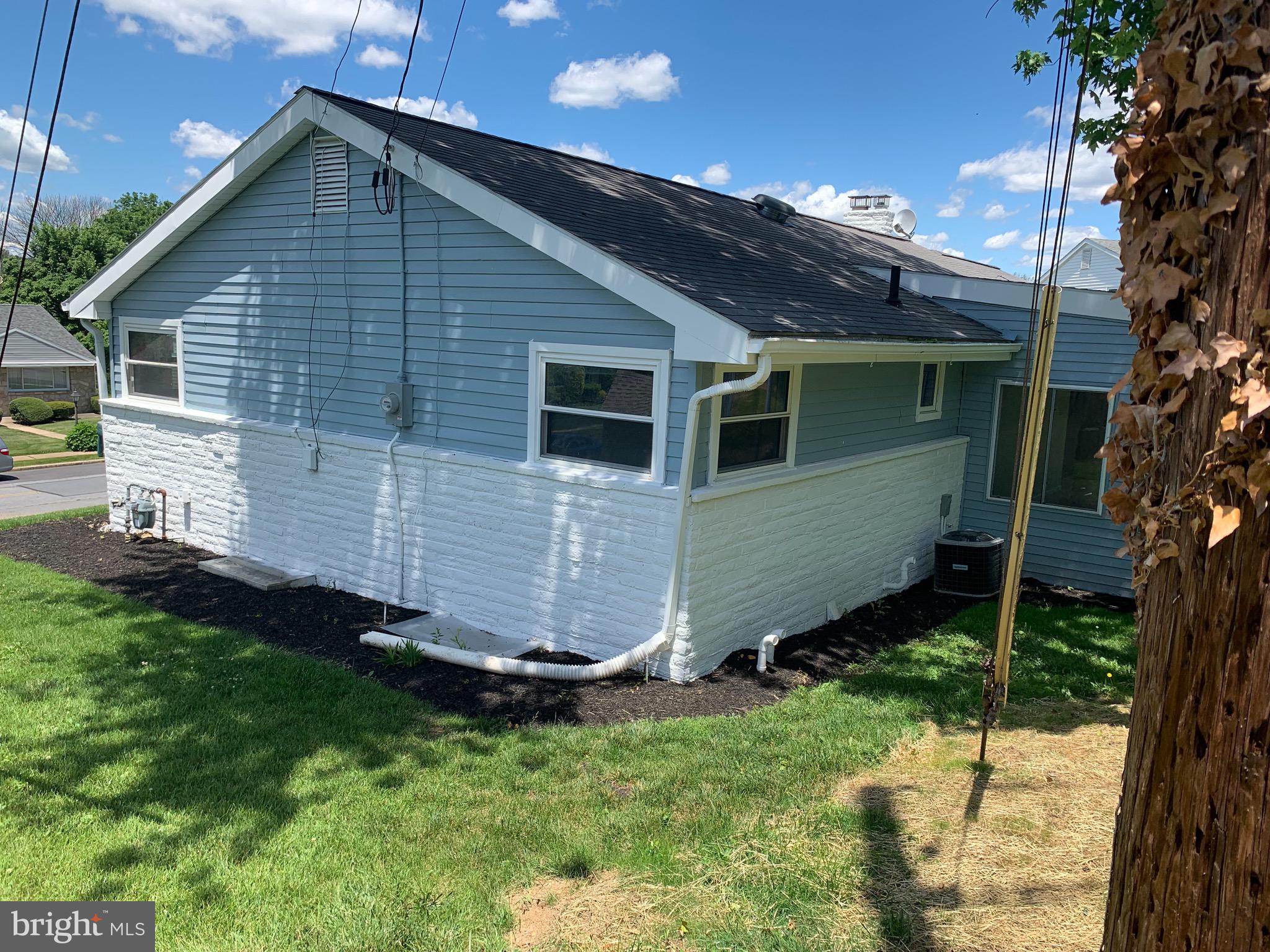 2307 Alsace Road Reading, PA 19604 - Photo 8 of 59