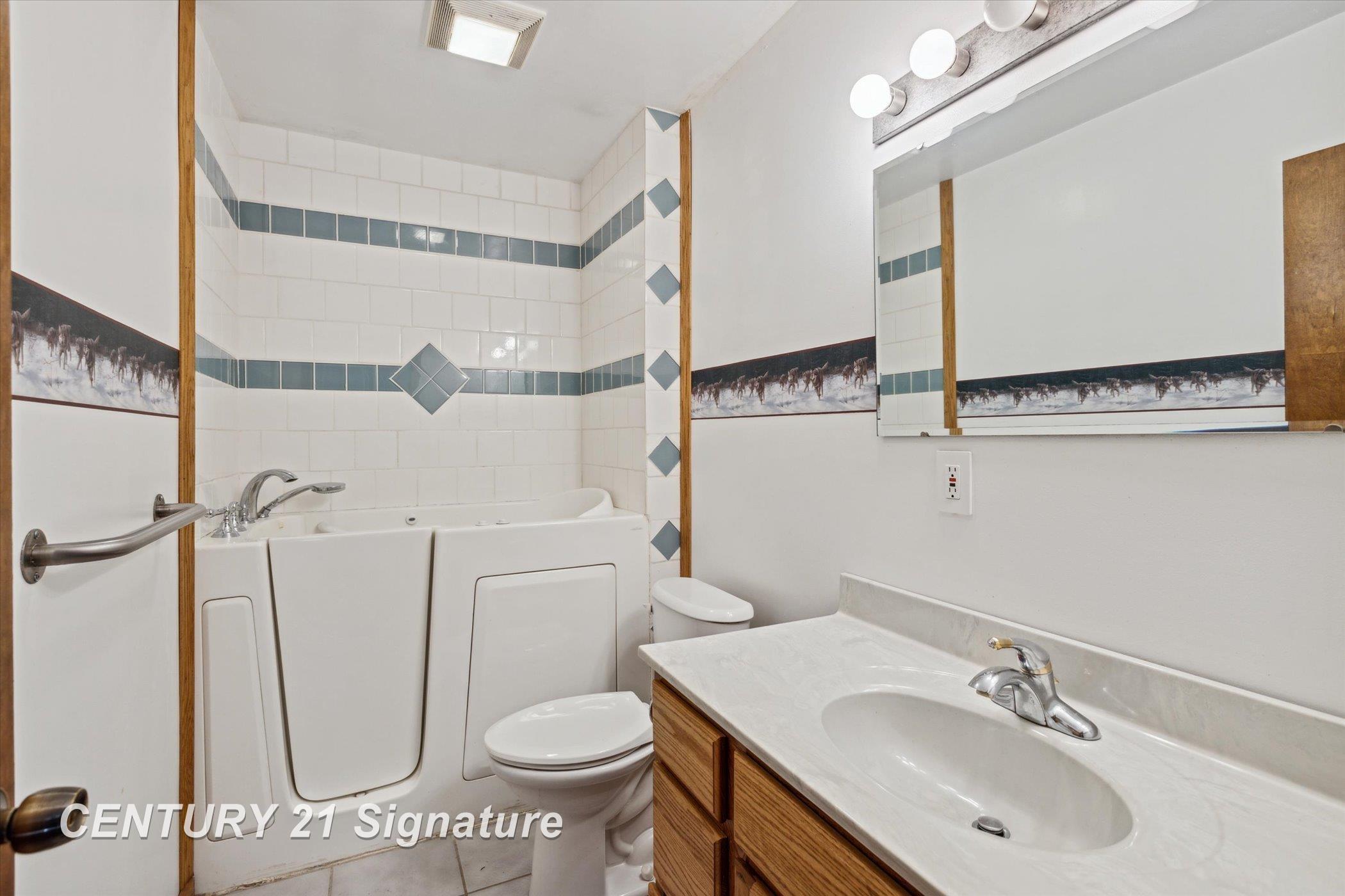 787 North Homer Road Midland, MI 48640 - Photo 21 of 40