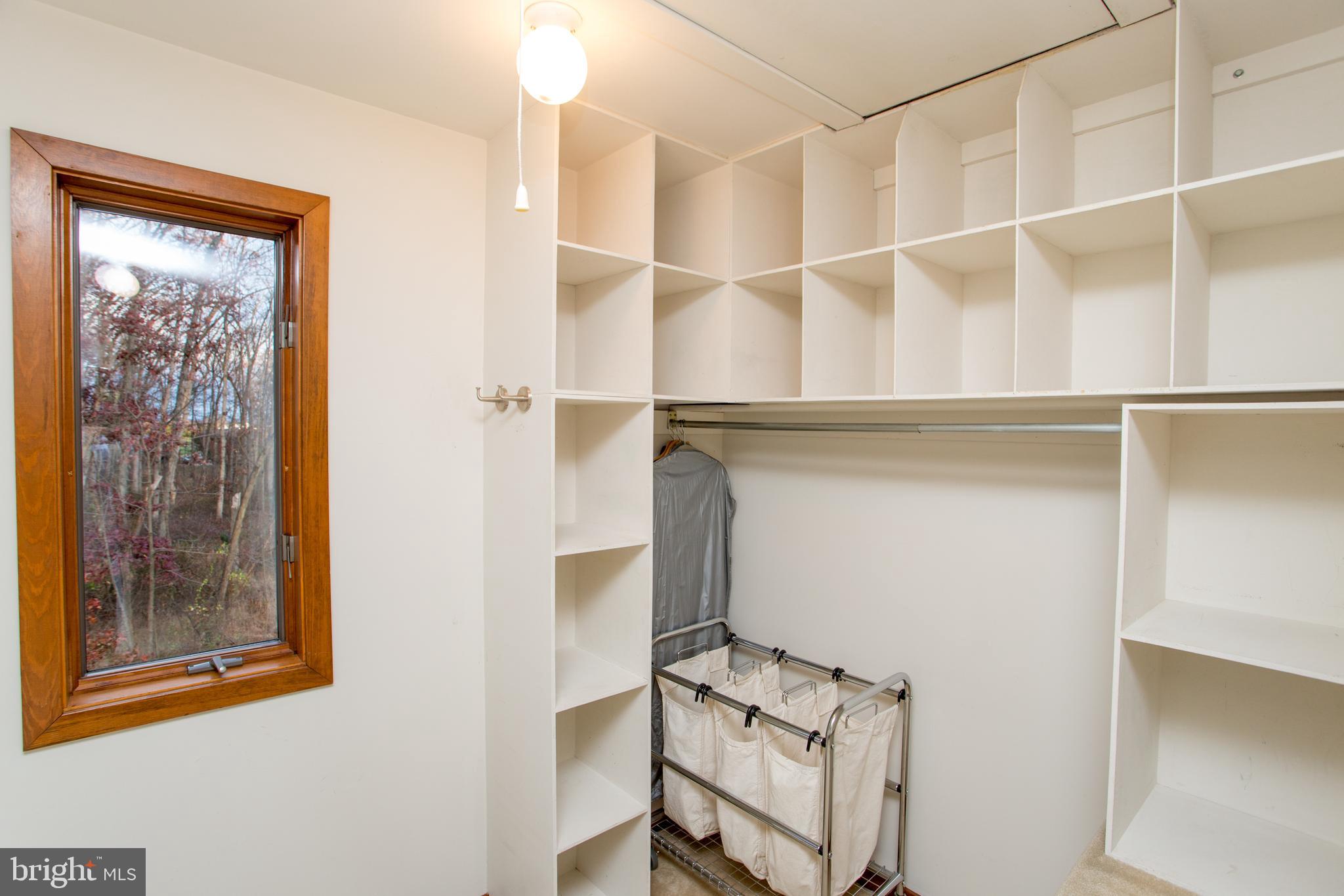 786 Ridge Road Telford, PA 18969 - Photo 62 of 105 Master bedroom closet