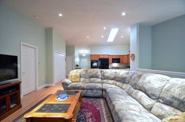 19 Village Road, Unit 19 Paxton, MA 01612 - Photo 8 of 21 Gallery Image 8