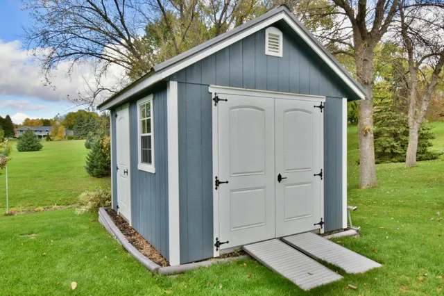 $365,000 | 712 23rd Street Southeast, Willmar, MN 56201