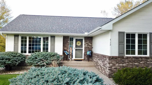 $365,000 | 712 23rd Street Southeast, Willmar, MN 56201