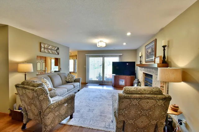 $365,000 | 712 23rd Street Southeast, Willmar, MN 56201