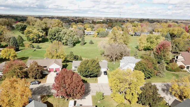 $365,000 | 712 23rd Street Southeast, Willmar, MN 56201