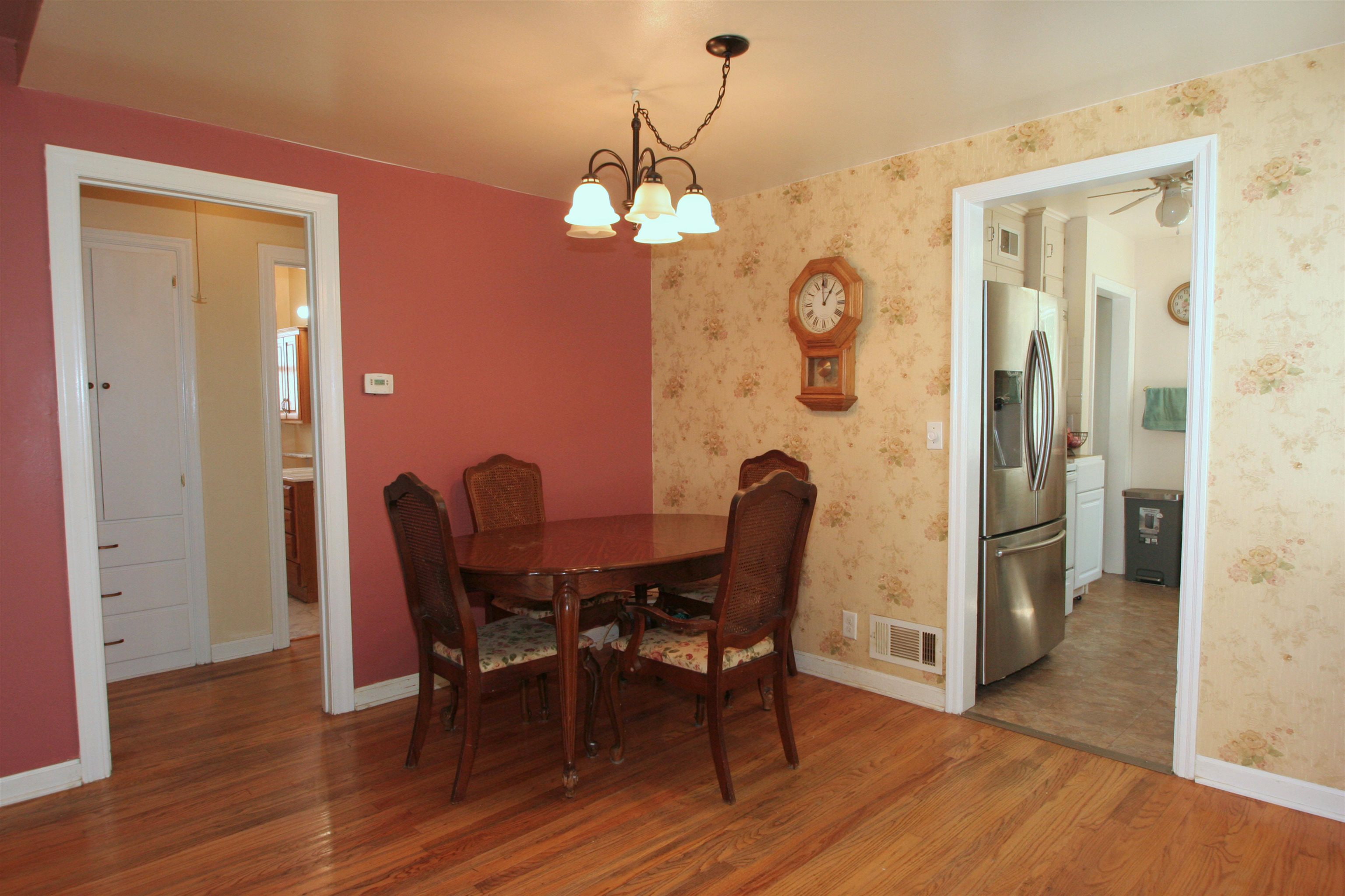 4302 North Cedar Street Spokane, WA 99205 - Photo 8 of 50