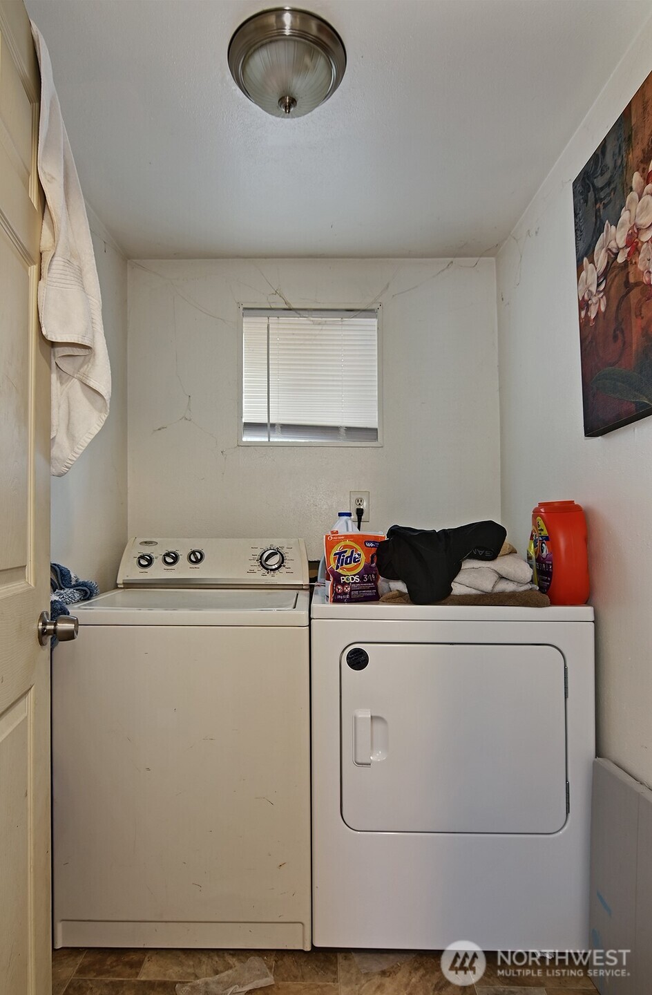 15002 4th Avenue South Burien, WA 98148 - Photo 15 of 30 a utility room with dryer and washer