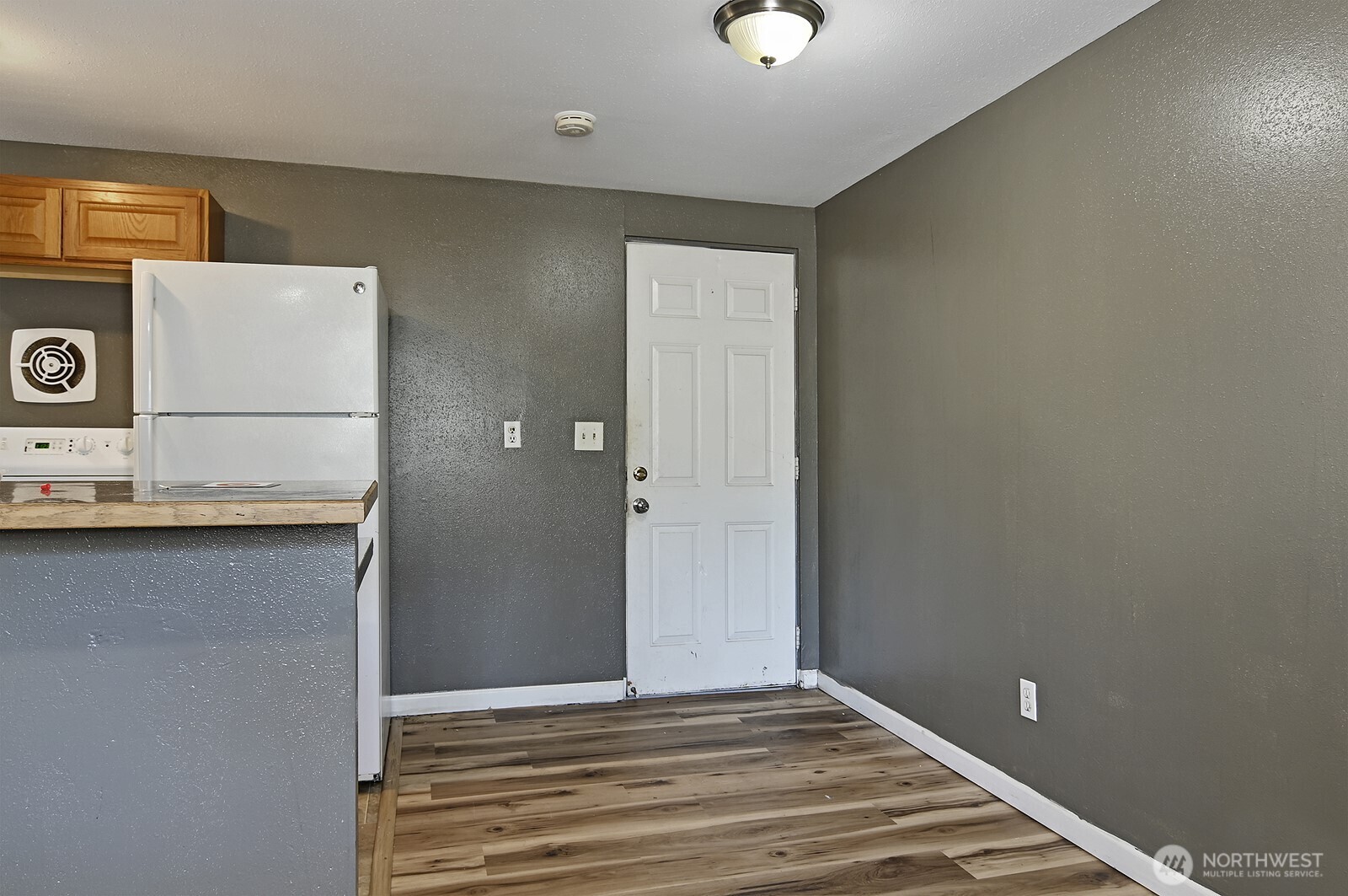 15002 4th Avenue South Burien, WA 98148 - Photo 9 of 30 a view of a livingroom with wooden floor