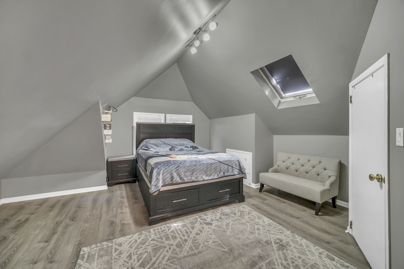 3331 North Rutherford Avenue Chicago, IL 60634 - Photo 19 of 42 Gallery Image 19