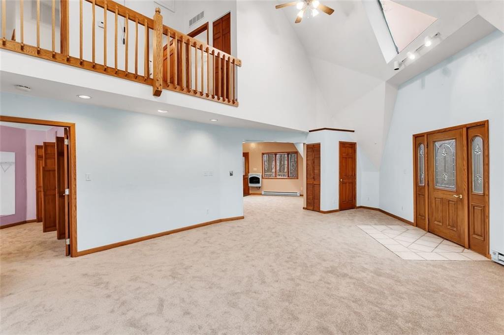 173 Harvey Road Sarver, PA 16055 - Photo 9 of 25 an entryway