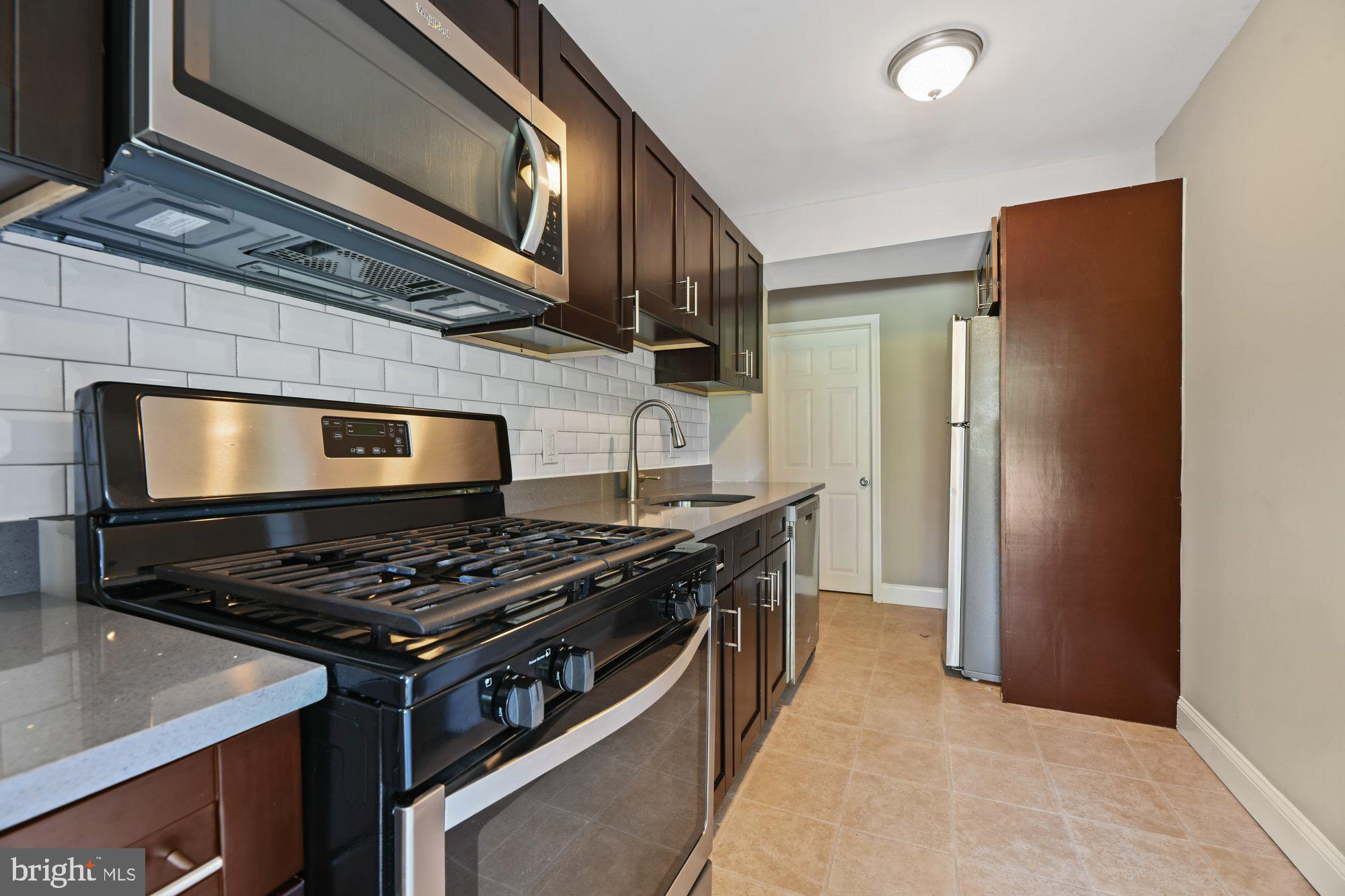 4904 Greencrest Road Baltimore, MD 21206 - Photo 12 of 23