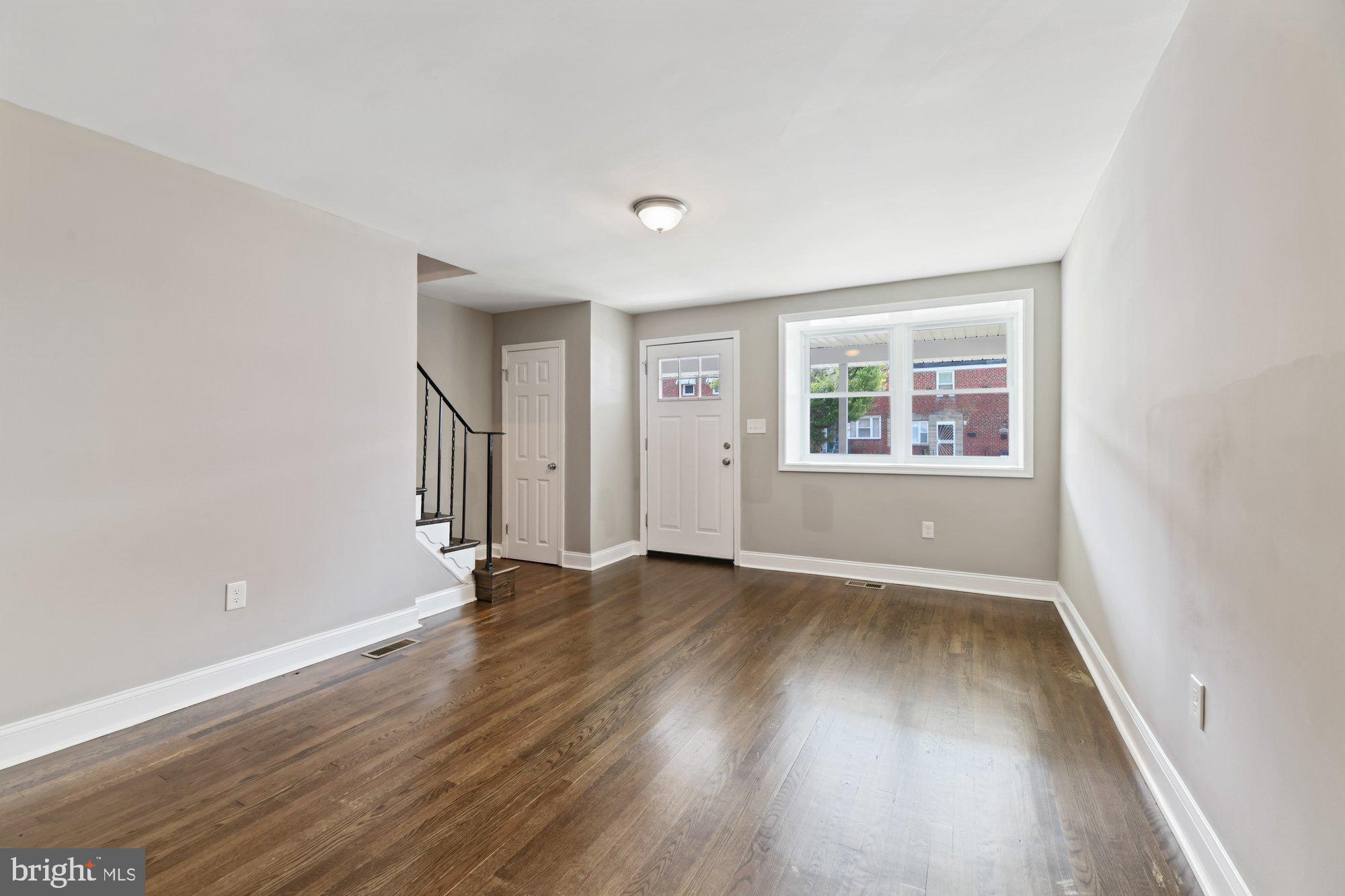 4904 Greencrest Road Baltimore, MD 21206 - Photo 4 of 23