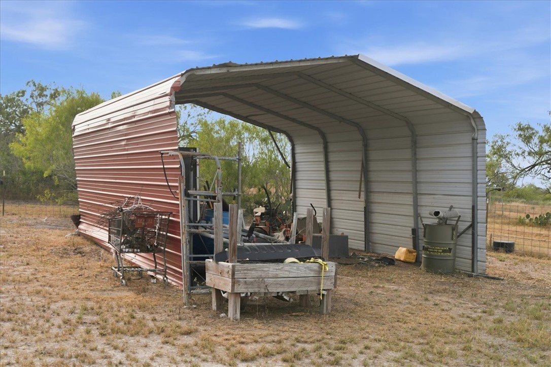 1991 South Highway 37 Three Rivers, TX 78071 - Photo 8 of 60 Gallery Image 8