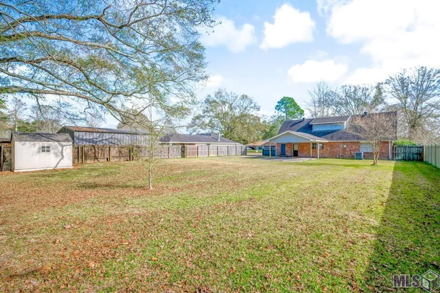 $249,900 | 919 Willow Brook Avenue, Denham Springs, LA 70726