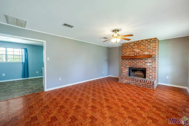 $249,900 | 919 Willow Brook Avenue, Denham Springs, LA 70726
