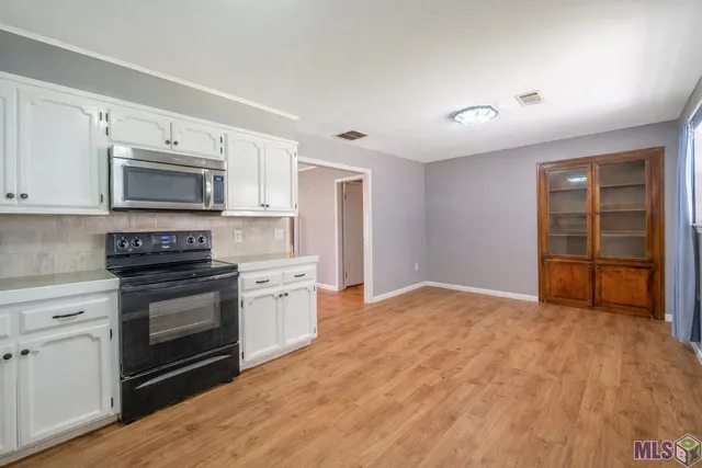 $249,900 | 919 Willow Brook Avenue, Denham Springs, LA 70726