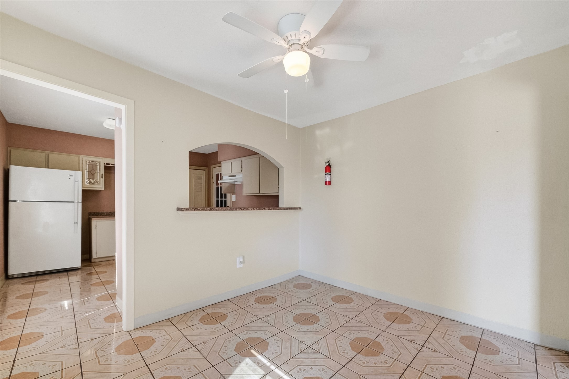 968 Garapan Street Houston, TX 77091 - Photo 12 of 40