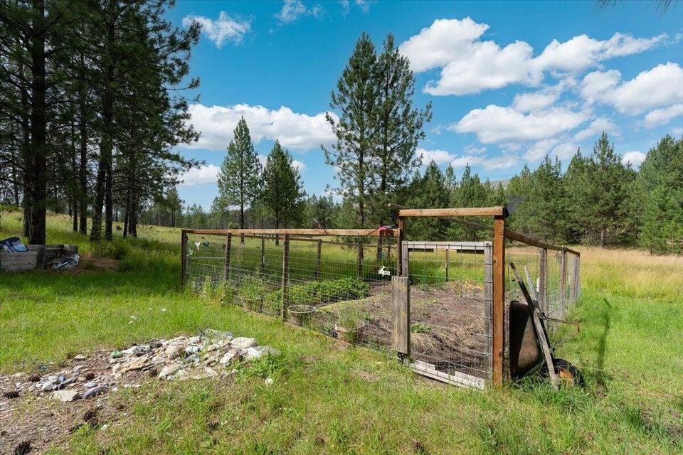 5249 Happy Hill Road Tumtum, WA 99034 - Photo 22 of 28 Gallery Image 22
