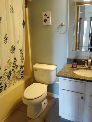 $134,500 | 4314 West Shamrock Lane, Unit 1D, McHenry, IL 60050