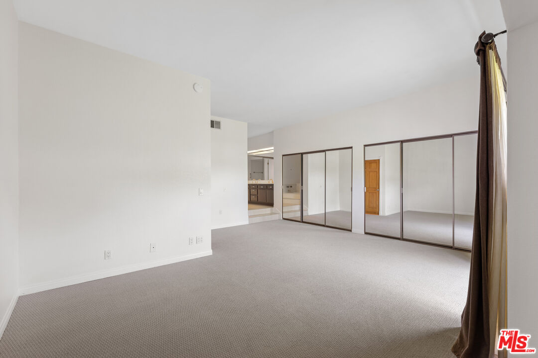 13044 Mindanao Way, Unit 5 Marina del Rey, CA 90292 - Photo 11 of 24