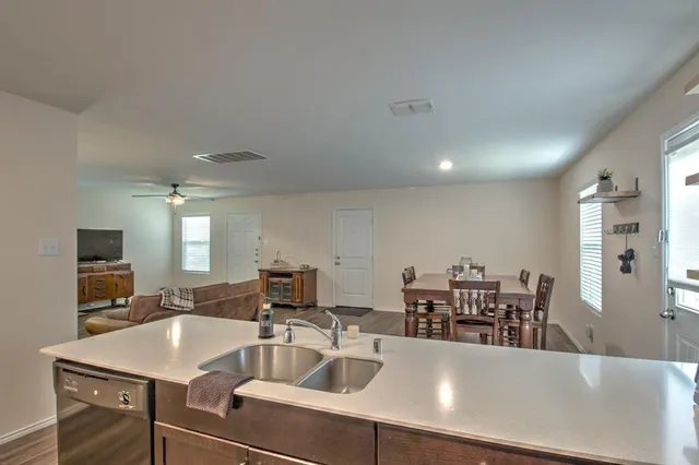 $1,700 | 1623 Daunton Drive, Crandall, TX 75114