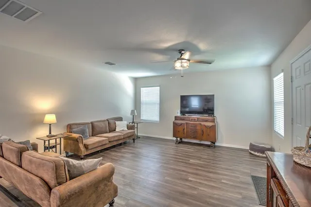 $1,700 | 1623 Daunton Drive, Crandall, TX 75114