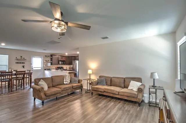 $1,700 | 1623 Daunton Drive, Crandall, TX 75114