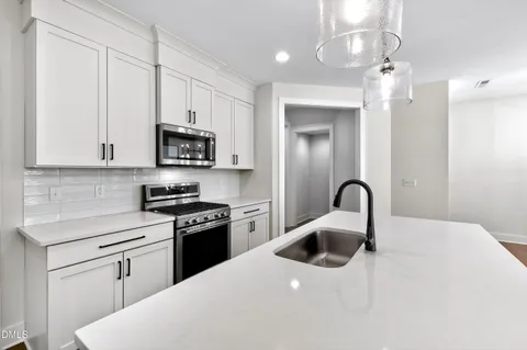 $575,000 | 976 Double Helix Road, Apex, NC 27523