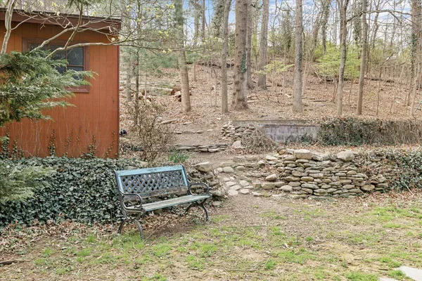 $1,695 | 1868 Carlton Road Southwest, Roanoke, VA 24015