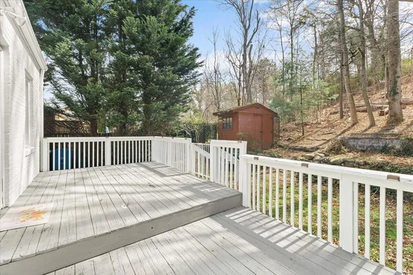 $1,695 | 1868 Carlton Road Southwest, Roanoke, VA 24015