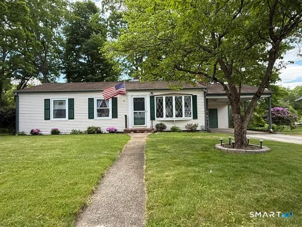 $309,000 | 84 North Street, Putnam, CT 06260