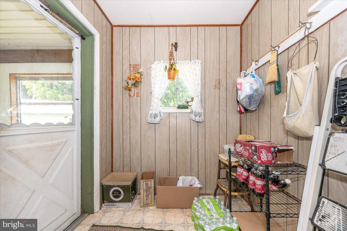 6109 Ford Road Frederick, MD 21702 - Photo 20 of 59 a view of an entryway with wooden floor