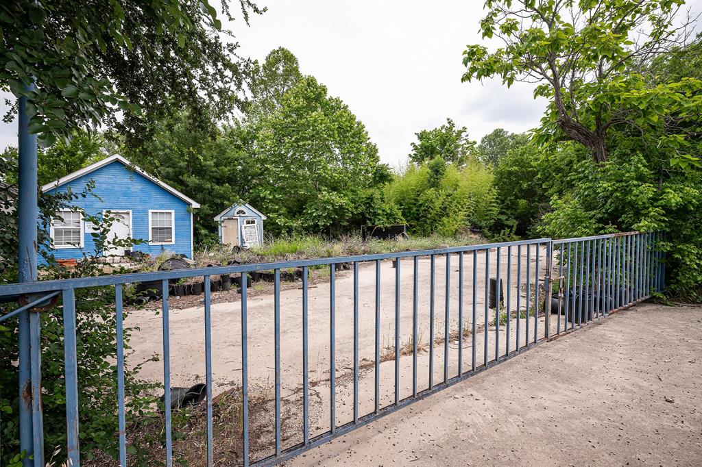 860 Highway 5 Fairview, TX 75069 - Photo 8 of 11