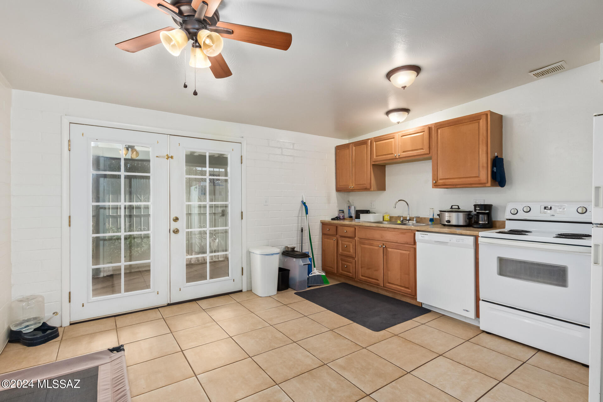 7455 East Desert Spring Drive Tucson, AZ 85730 - Photo 11 of 26